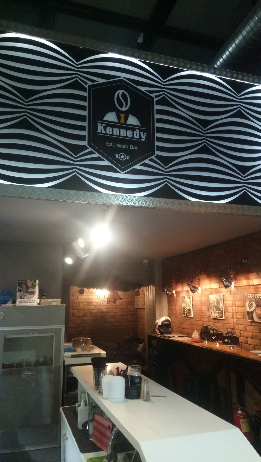 Kennedy Espresso Bar — φωτογραφία