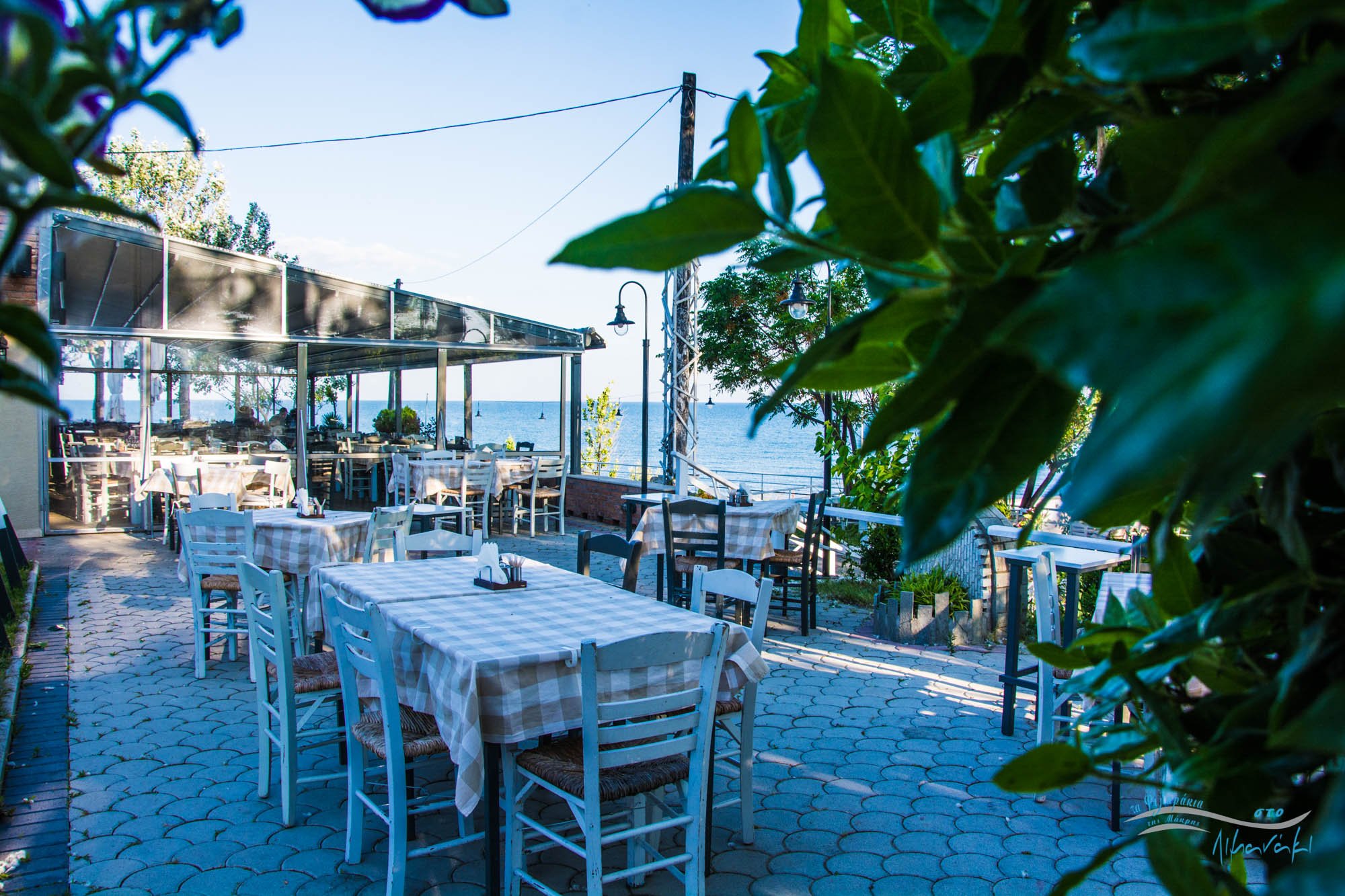 Ta Filarakia tis Makris sto Limanaki — φωτογραφία