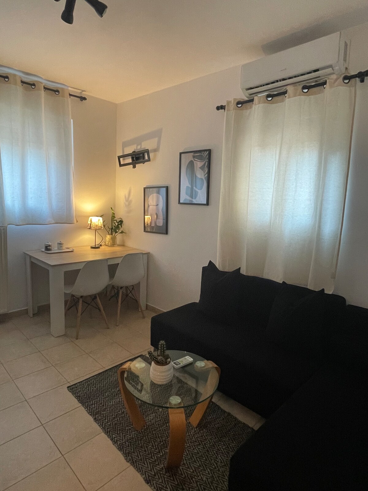 1 Bedroom Semi-Basement, Nea Chili — photo