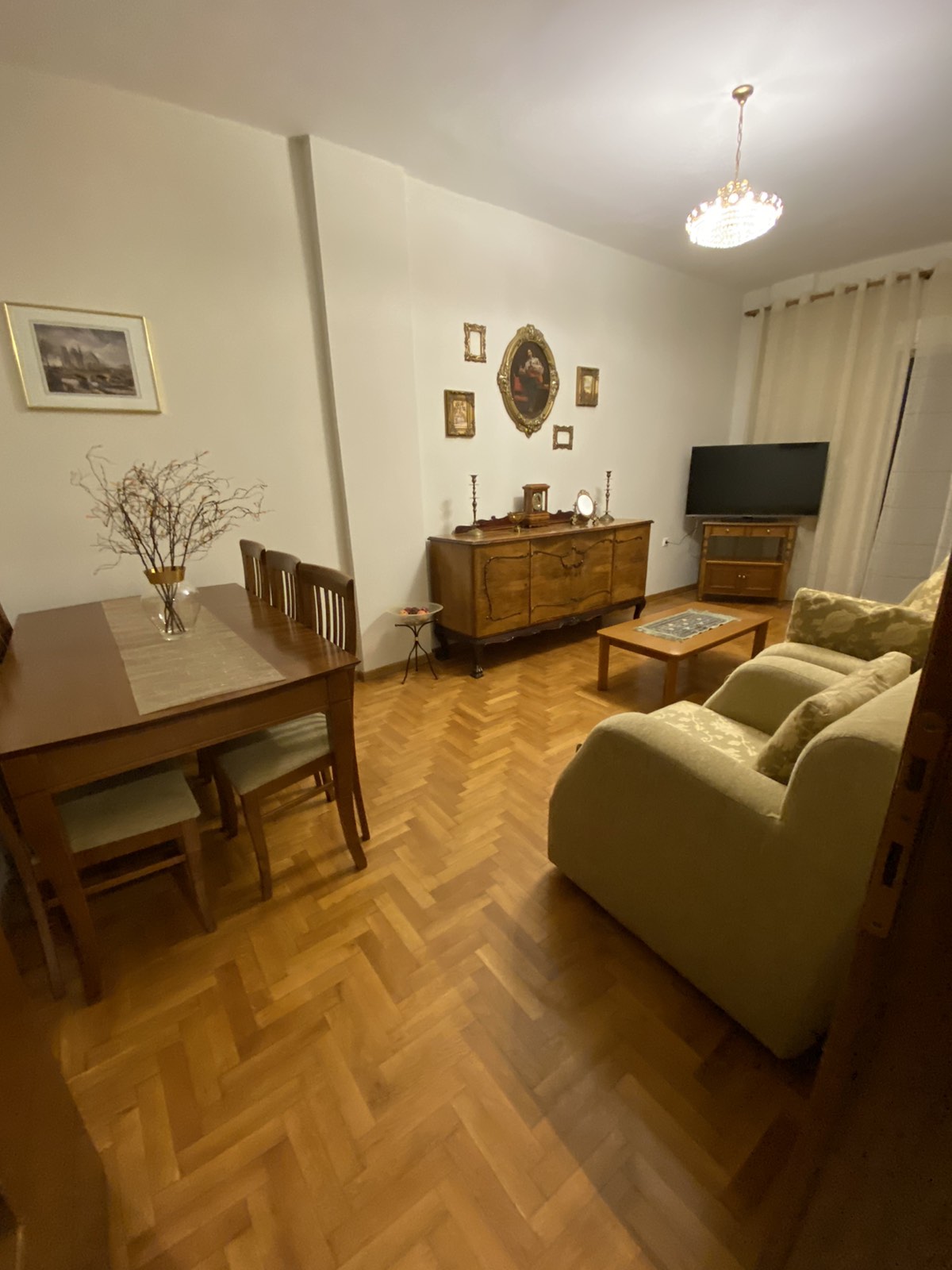 Depi's Luxury Apartment in the center